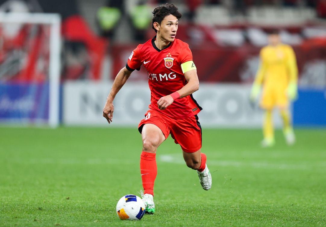 包含国际比赛日体能课后，上海海港遗憾出局备战德甲，更衣室稳定，控场能力受关注的词条