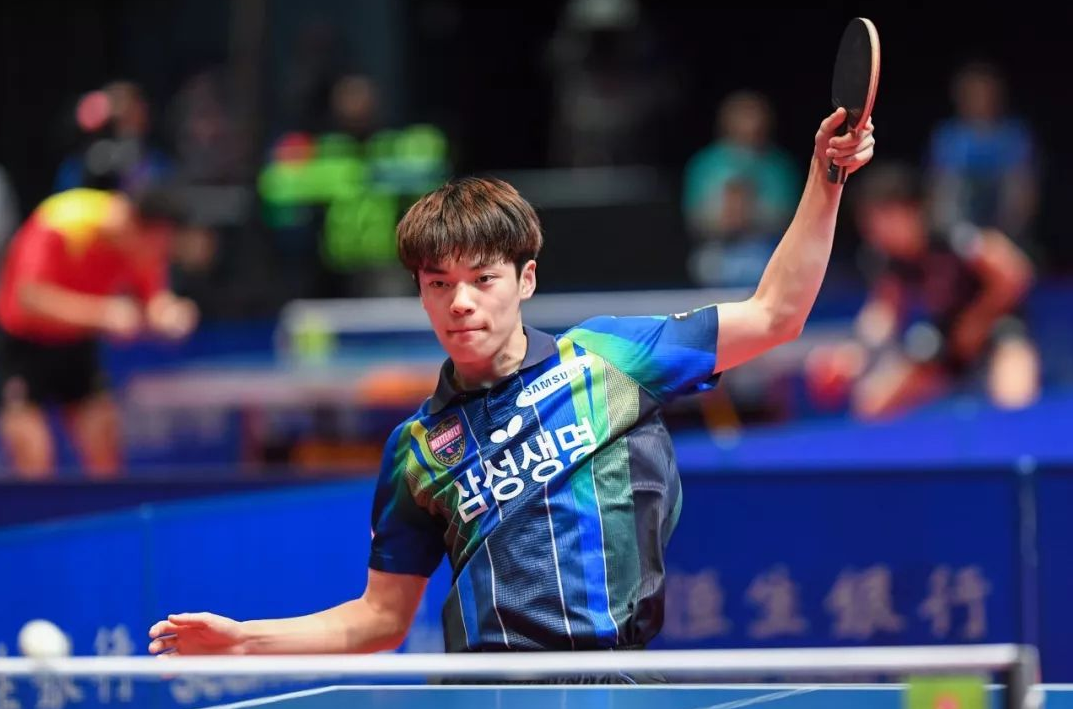 包含国际比赛日体能课后，上海海港遗憾出局备战德甲，更衣室稳定，控场能力受关注的词条